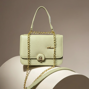Elegant Chain Shoulder Bag