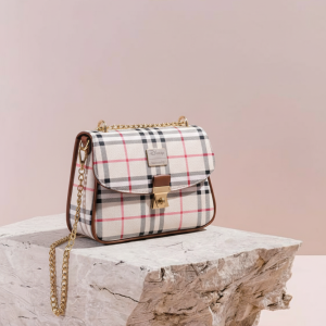 Classic Check Pattern Chain Bag