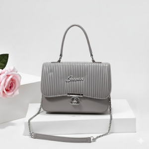 Shezan Classic Pleated Handbag